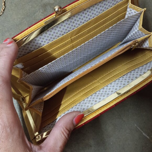 Wallet - Picture 2 of 3